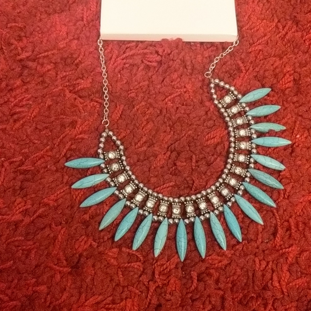 H&M necklace
